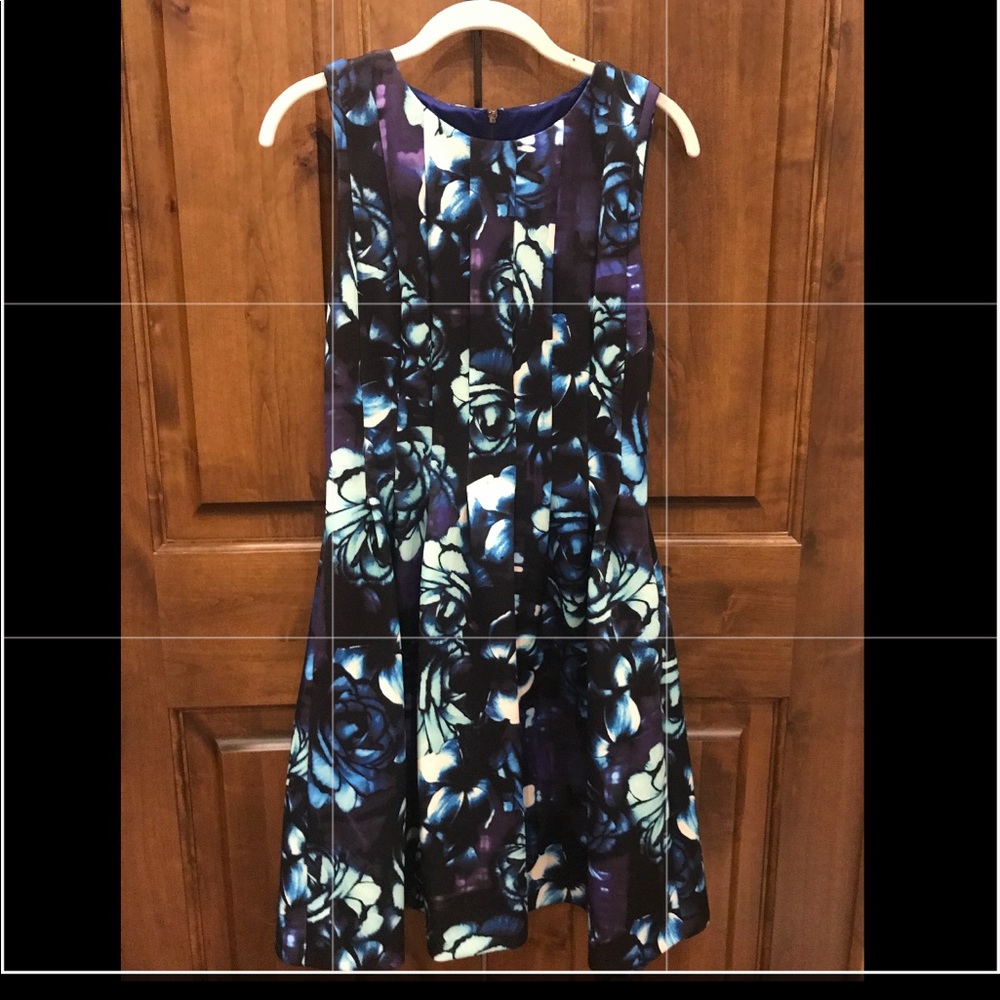 Vince Camuto Dress